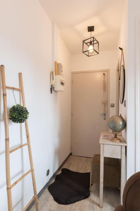 Cachette Chic A Apartment *